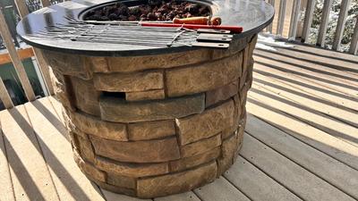FIRE PIT W/PROPANE TANK AND ACCESSORIES