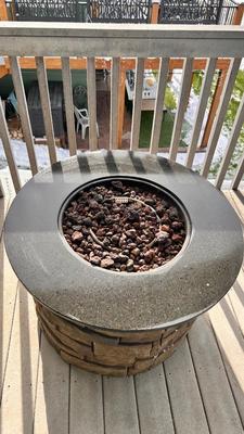 FIRE PIT W/PROPANE TANK AND ACCESSORIES