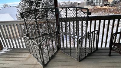 EVENFLO BABY OR PET ENCLOSURE