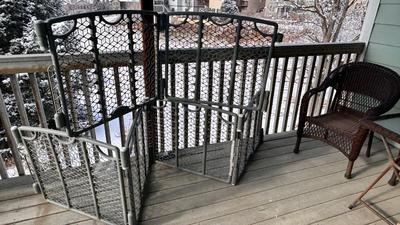 EVENFLO BABY OR PET ENCLOSURE