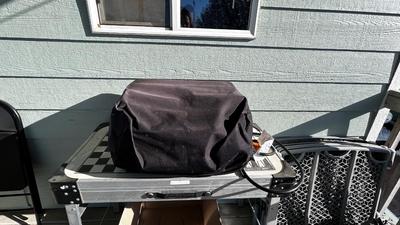 SPORTSMAN SERIES TAILGATE BBQ GRILL WITH NEW UTENSILS