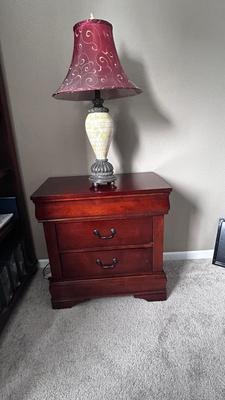 GORGEOUS LAMP AND NIGHTSTAND