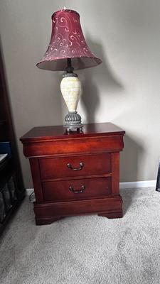 GORGEOUS LAMP AND NIGHTSTAND