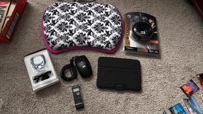 NIP SANTANA BLUETOOTH SPEAKER, SONY MP3 PLAYER AND MORE