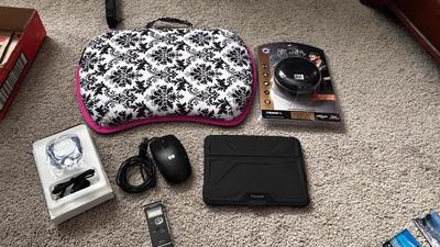 NIP SANTANA BLUETOOTH SPEAKER, SONY MP3 PLAYER AND MORE