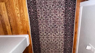 HIGH END TIGHTLY WOVEN RUNNER