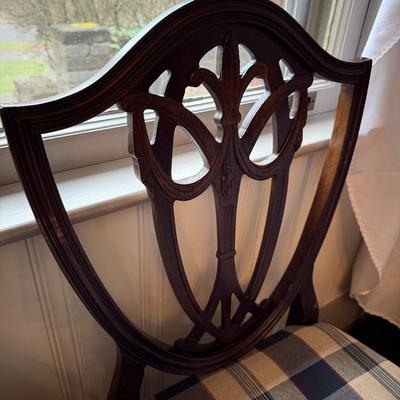 Nine Shield Back Dining Chairs (DR-BM)