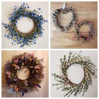 LOT 30: Collection of Floral Wreaths