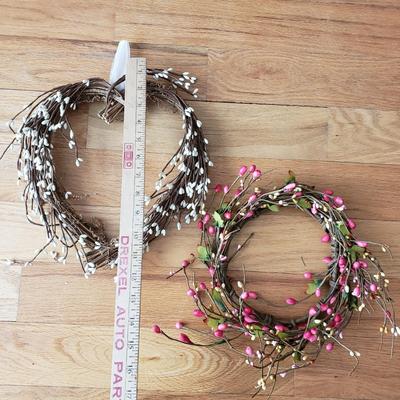 LOT 30: Collection of Floral Wreaths