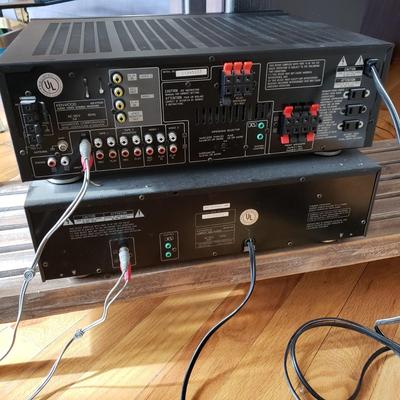 LOT 34: Kenwood 5 Disk CD Player with Audio-Video Stereo Receiver