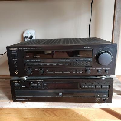 LOT 34: Kenwood 5 Disk CD Player with Audio-Video Stereo Receiver