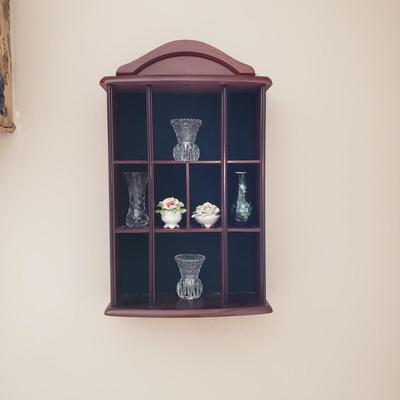 LOT 40: Wooden Hanging Display/Trinket Shelf with Two Tier Oval Side Table
