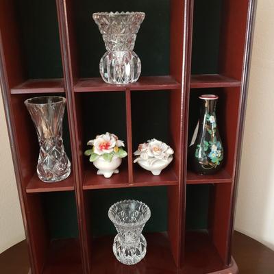 LOT 40: Wooden Hanging Display/Trinket Shelf with Two Tier Oval Side Table