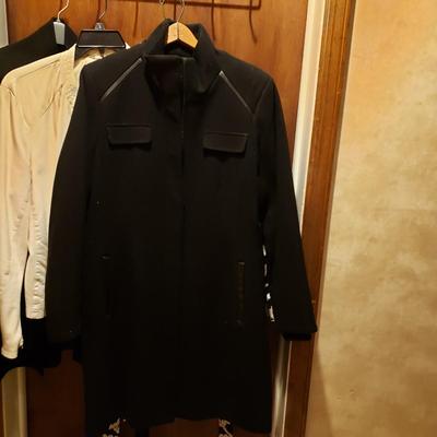 LOT 47: Women's Coats by Kate Spade, Vince Camuto, Calvin Klein, Apostrophe