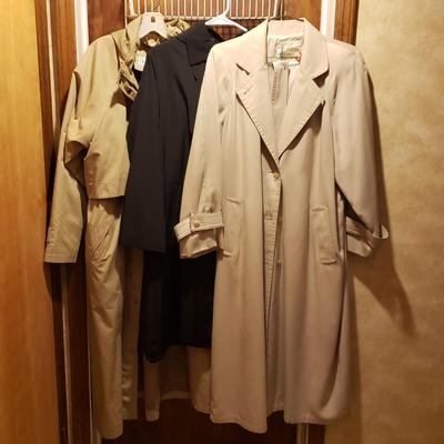 LOT 50: Raincoats by LL Bean, London Fog & Gallery