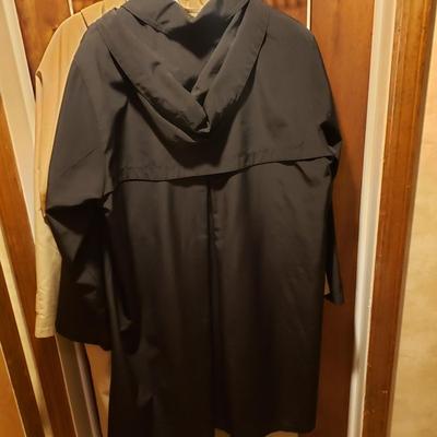 LOT 50: Raincoats by LL Bean, London Fog & Gallery