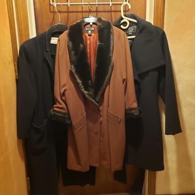 LOT 51: Vintage Fashion Coats- Cashmere, Wool & More