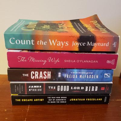 LOT 52: Faux Fur Rug, Back Rest & Stool along with Books