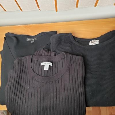 LOT 82: Assortment of Ladies Sweaters Vintage & New-Planet, Banana Republic, LL Bean, Ralph Lauren & More