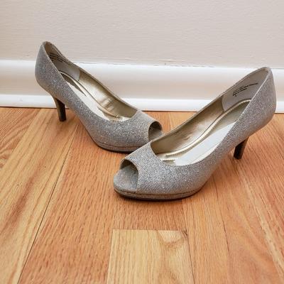 LOT 84: Sketchers, Nautica, Cole Haan, Jeffrey Campbell Shoes & More-Size 8/8.5