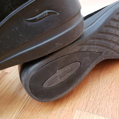 LOT 85: Birkenstock, Sperry, Ugg & More-Size 8/8.5