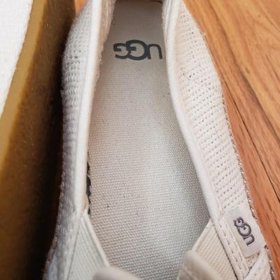 LOT 85: Birkenstock, Sperry, Ugg & More-Size 8/8.5