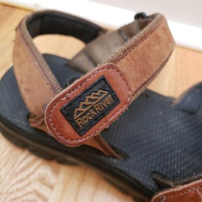 LOT 85: Birkenstock, Sperry, Ugg & More-Size 8/8.5
