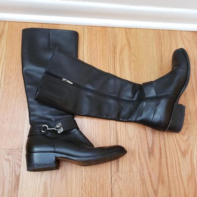 LOT 86: Ladies Boots in Different Styles-Size 8-9