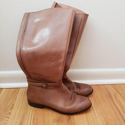 LOT 86: Ladies Boots in Different Styles-Size 8-9