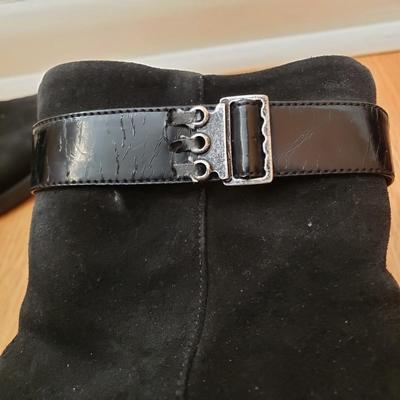 LOT 86: Ladies Boots in Different Styles-Size 8-9