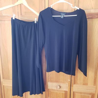 LOT 88: Assortment of Vintage & Modern Clothing for All Occasions-Calvin Klein, House of Pom & More