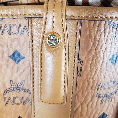 LOT 106: MCM Large Reversible Tote Bag & Matching Pouch Bag