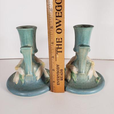 LOT 167: Roseville Pottery Clematis Console Bowl & Candle Holders