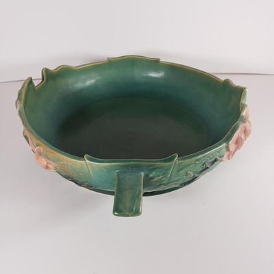 LOT 168: Roseville Pottery Magnolia Centerpiece Console Bowl