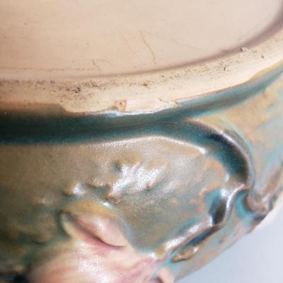 LOT 168: Roseville Pottery Magnolia Centerpiece Console Bowl