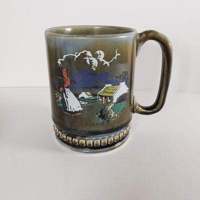 LOT 172: Irish Porcelain & Ceramics Collection-Belleek, Carrigcraft, I. Godinger & More