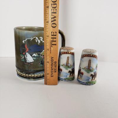 LOT 172: Irish Porcelain & Ceramics Collection-Belleek, Carrigcraft, I. Godinger & More