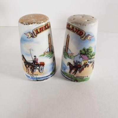 LOT 172: Irish Porcelain & Ceramics Collection-Belleek, Carrigcraft, I. Godinger & More