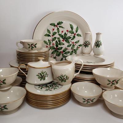LOT 174: Lenox Holiday Dinnerware Service for 8 with Salt & Pepper, Creamer & Sugar & Extras