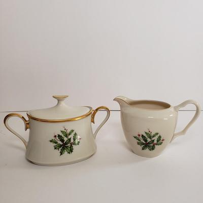 LOT 174: Lenox Holiday Dinnerware Service for 8 with Salt & Pepper, Creamer & Sugar & Extras