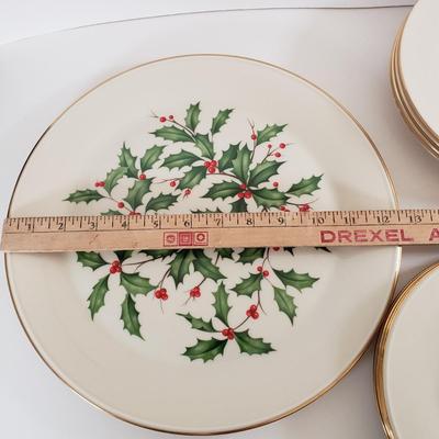 LOT 174: Lenox Holiday Dinnerware Service for 8 with Salt & Pepper, Creamer & Sugar & Extras