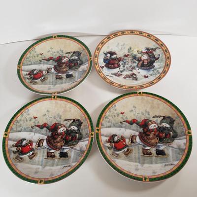 LOT 177: Vintage West Bend Penguin Server, Holiday Entertaining Books & Set of 16 Snowman Plates by Janet Stever
