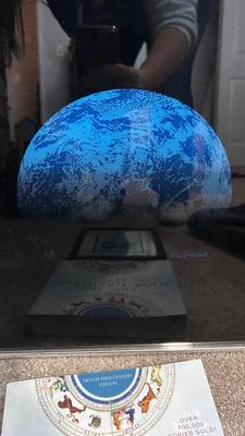 UNIQUE TEMPERATURE TELLING PRINT, ASTROLOGY BOOK, AND ADVICE FROM THE HUMMING BIRD PRINT