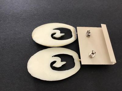 Vintage Earrings. Silver Tone Blue Splash ROC