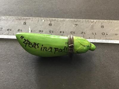 Midwest of Cannon Falls Porcelain Hinged Trinket Box