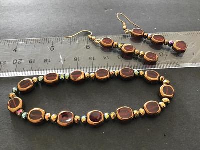 Red Glass Gold Accents Bracelet With Matching Earrings