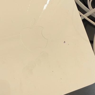 Apple Accessories with Linksys Routers (D-HS)