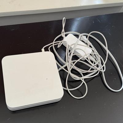 Apple Accessories with Linksys Routers (D-HS)