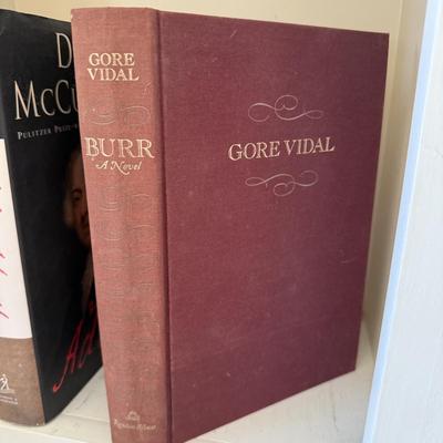 Hamilton Broadway Musical Memorabilia & Books about the Founding Fathers (D-HS)