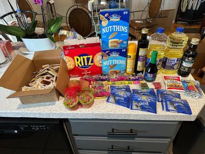 VEGETABLE OIL, NUT-THINS, SOY SAUCE, PACKETS OF HONEY AND MORE